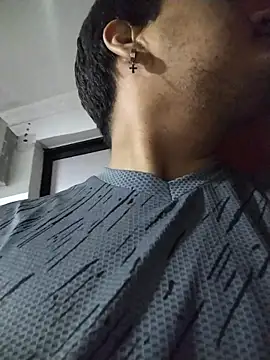 Snapshot of lans_howl chatting on 11/16/25, 05:13 lans howl online show from 11/16/25, 05:13