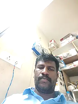Snapshot of Paramkeerthi chatting on 12/14/25, 04:56 Paramkeerthi online show from 12/14/25, 04:56