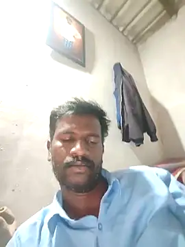 Snapshot of Paramkeerthi chatting on 12/17/25, 05:24 Paramkeerthi online show from 12/17/25, 05:24