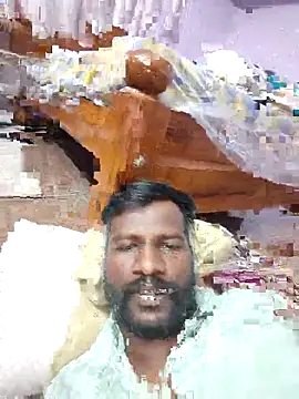 Snapshot of Paramkeerthi chatting on 03/04/26, 04:13 Paramkeerthi online show from 03/04/26, 04:13