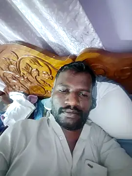 Snapshot of Paramkeerthi chatting on 05/06/26, 03:06 Paramkeerthi online show from 05/06/26, 03:06