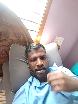Snapshot of Paramkeerthi chatting on 05/08/26, 03:01 Paramkeerthi online show from 05/08/26, 03:01