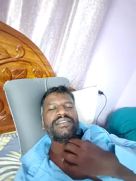 Snapshot of Paramkeerthi chatting on 05/08/26, 03:39 Paramkeerthi online show from 05/08/26, 03:39