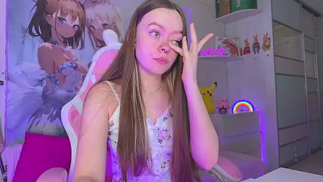 CheekySashaCharm online show from 06/27/26, 12:44