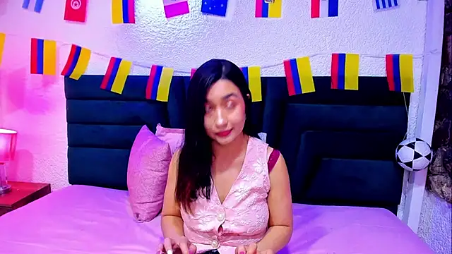 VictoriaRouge  online show from 06/24/26, 08:30
