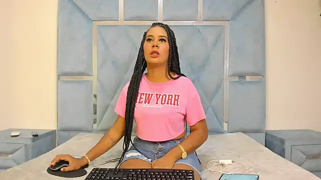 Snapshot of Kymasm chatting on 02/14/26, 12:46 Kymasm online show from 02/14/26, 12:46