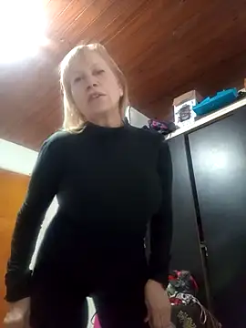 Snapshot of SexyMilf1211 chatting on 05/10/26, 12:38 SexyMilf1211 online show from 05/10/26, 12:38