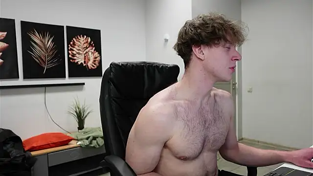 Snapshot of Charles_Dreams chatting on 02/22/26, 09:57 Charles Dreams online show from 02/22/26, 09:57