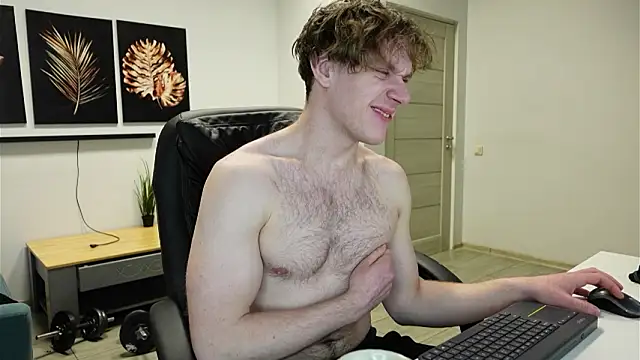 Snapshot of Charles_Dreams chatting on 03/13/26, 06:58 Charles Dreams online show from 03/13/26, 06:58