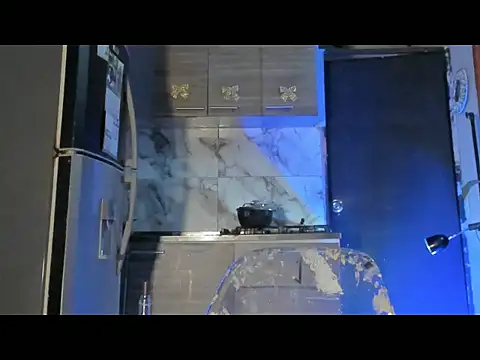 aprille15 online show from 04/24/26, 04:48
