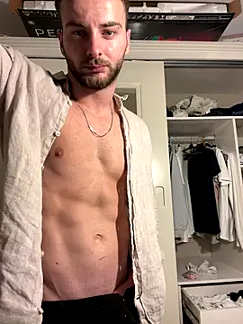 Snapshot of atesturky chatting on 11/19/25, 10:43 atesturky online show from 11/19/25, 10:43