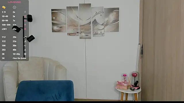 Snapshot of haileyflorez_ chatting on 03/04/26, 05:41 haileyflorez online show from 03/04/26, 05:41