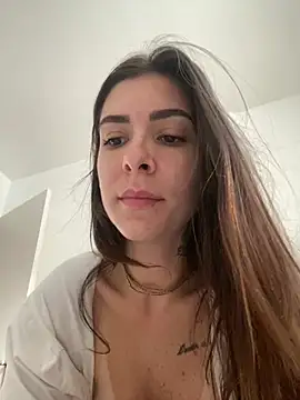 Snapshot of fer-nanda chatting on 04/15/26, 06:37 fer-nanda online show from 04/15/26, 06:37