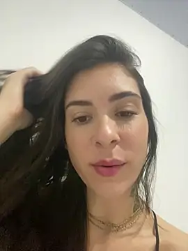 Snapshot of fer-nanda chatting on 04/16/26, 09:50 fer-nanda online show from 04/16/26, 09:50