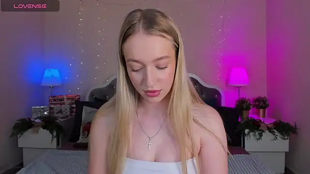 Snapshot of elldiana chatting on 01/06/26, 01:53 elldiana online show from 01/06/26, 01:53