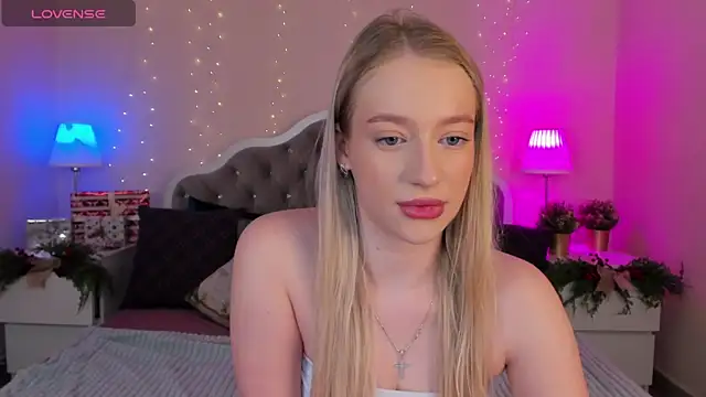 Snapshot of elldiana chatting on 01/07/26, 01:30 elldiana online show from 01/07/26, 01:30