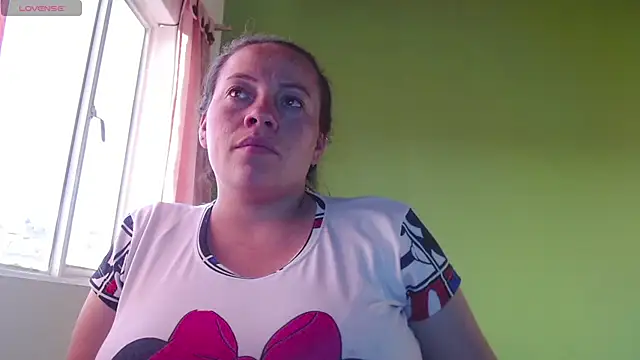 Snapshot of Rouse_hot_ chatting on 06/23/26, 10:41 Rouse hot online show from 06/23/26, 10:41