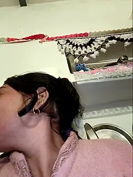 Snapshot of Jankisinghji chatting on 11/19/25, 01:22 Jankisinghji online show from 11/19/25, 01:22