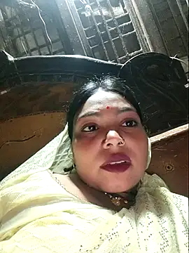 Snapshot of Jankisinghji chatting on 11/22/25, 04:39 Jankisinghji online show from 11/22/25, 04:39