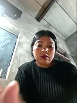 Snapshot of Jankisinghji chatting on 12/14/25, 01:11 Jankisinghji online show from 12/14/25, 01:11