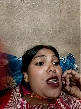 Snapshot of Jankisinghji chatting on 12/17/25, 01:28 Jankisinghji online show from 12/17/25, 01:28