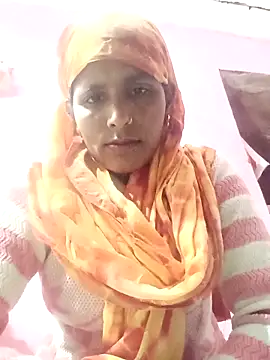 Snapshot of Pirvesh_singh chatting on 12/16/25, 08:58 Pirvesh singh online show from 12/16/25, 08:58