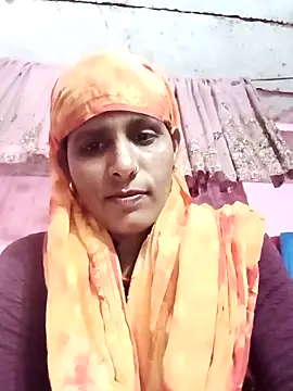 Snapshot of Pirvesh_singh chatting on 12/21/25, 09:49 Pirvesh singh online show from 12/21/25, 09:49