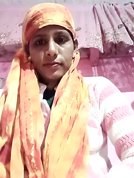 Snapshot of Pirvesh_singh chatting on 01/16/26, 07:40 Pirvesh singh online show from 01/16/26, 07:40