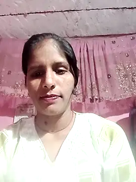 Snapshot of Pirvesh_singh chatting on 02/17/26, 06:58 Pirvesh singh online show from 02/17/26, 06:58