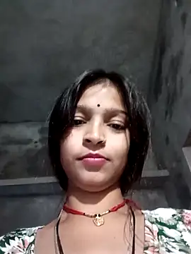 Snapshot of Mohni_hote chatting on 02/04/26, 11:27 Mohni hote online show from 02/04/26, 11:27