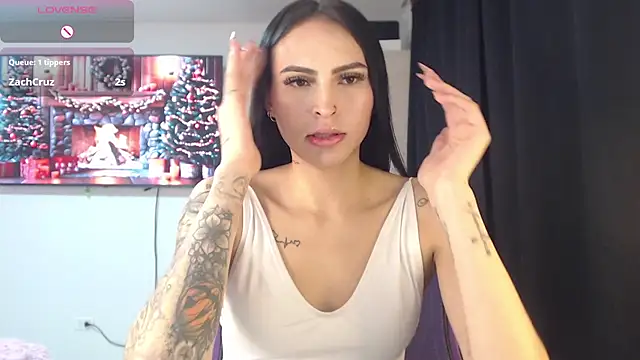 Snapshot of Linda__fiore chatting on 11/29/25, 03:09 Linda fiore online show from 11/29/25, 03:09