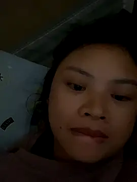 sara-xx online show from 11/27/25, 06:15