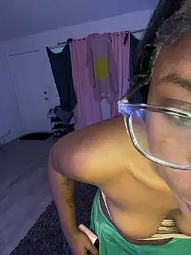 Mistresslucyxxx online show from 11/17/25, 09:15