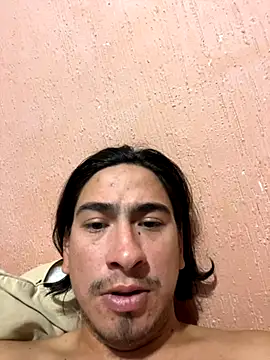 Snapshot of algila08 chatting on 11/27/25, 02:02 algila08 online show from 11/27/25, 02:02