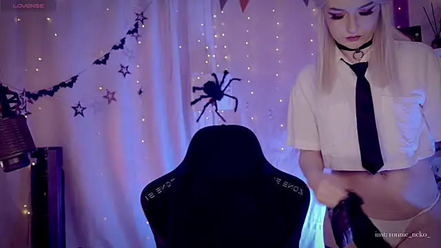 vronnier online show from 11/25/25, 12:38