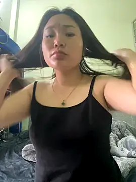 Snapshot of ryry-cute chatting on 11/18/25, 03:23 ryry-cute online show from 11/18/25, 03:23