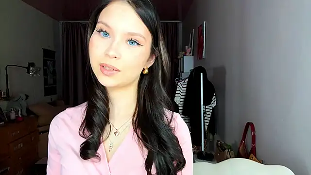 EmmaJonse online show from 11/15/25, 11:51