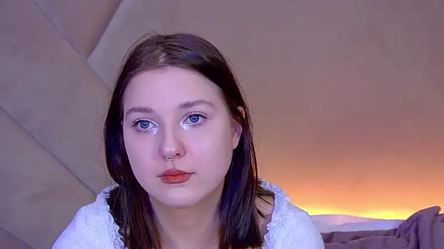 TinnaBurton online show from 02/03/26, 05:07