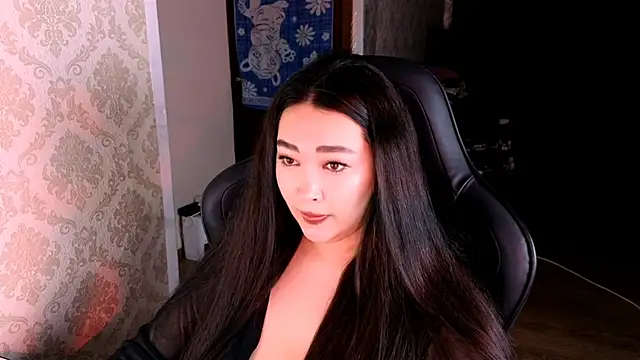 Emma Uilson online show from 05/09/26, 08:14