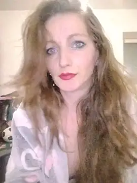 CrazyMaya39 online show from 04/21/26, 03:57