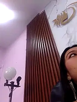 Snapshot of ZoeClarkk_ chatting on 12/04/25, 04:27 ZoeClarkk online show from 12/04/25, 04:27