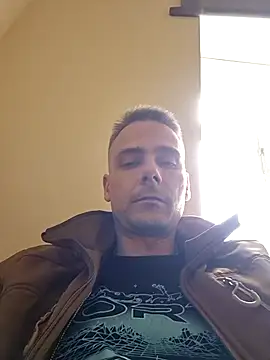 Gregorywhitelegs online show from 04/04/26, 12:02