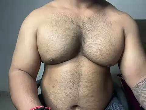 Snapshot of hot_rocco1 chatting on 01/11/26, 01:05 hot rocco1 online show from 01/11/26, 01:05