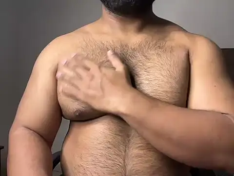 Snapshot of hot_rocco1 chatting on 02/03/26, 04:45 hot rocco1 online show from 02/03/26, 04:45