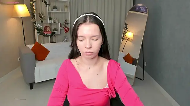 Snapshot of LisaWillsons chatting on 12/16/25, 01:10 LisaWillsons online show from 12/16/25, 01:10