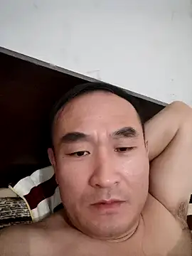 Snapshot of wang9988 chatting on 11/14/25, 04:28 wang9988 online show from 11/14/25, 04:28