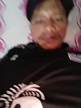 Snapshot of Ayetun008 chatting on 03/15/26, 04:46 Ayetun008 online show from 03/15/26, 04:46