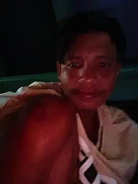 Snapshot of Ayetun008 chatting on 03/27/26, 03:01 Ayetun008 online show from 03/27/26, 03:01