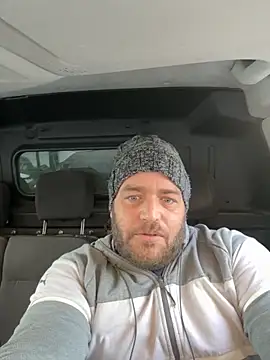 Snapshot of Ced1326 chatting on 11/20/25, 11:10 Ced1326 online show from 11/20/25, 11:10