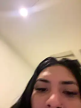 Snapshot of lizmy chatting on 01/14/26, 04:40 lizmy online show from 01/14/26, 04:40